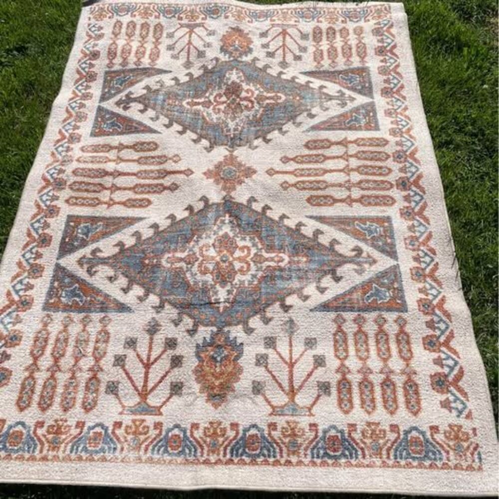 5x7 Brown and Blue Area Rug